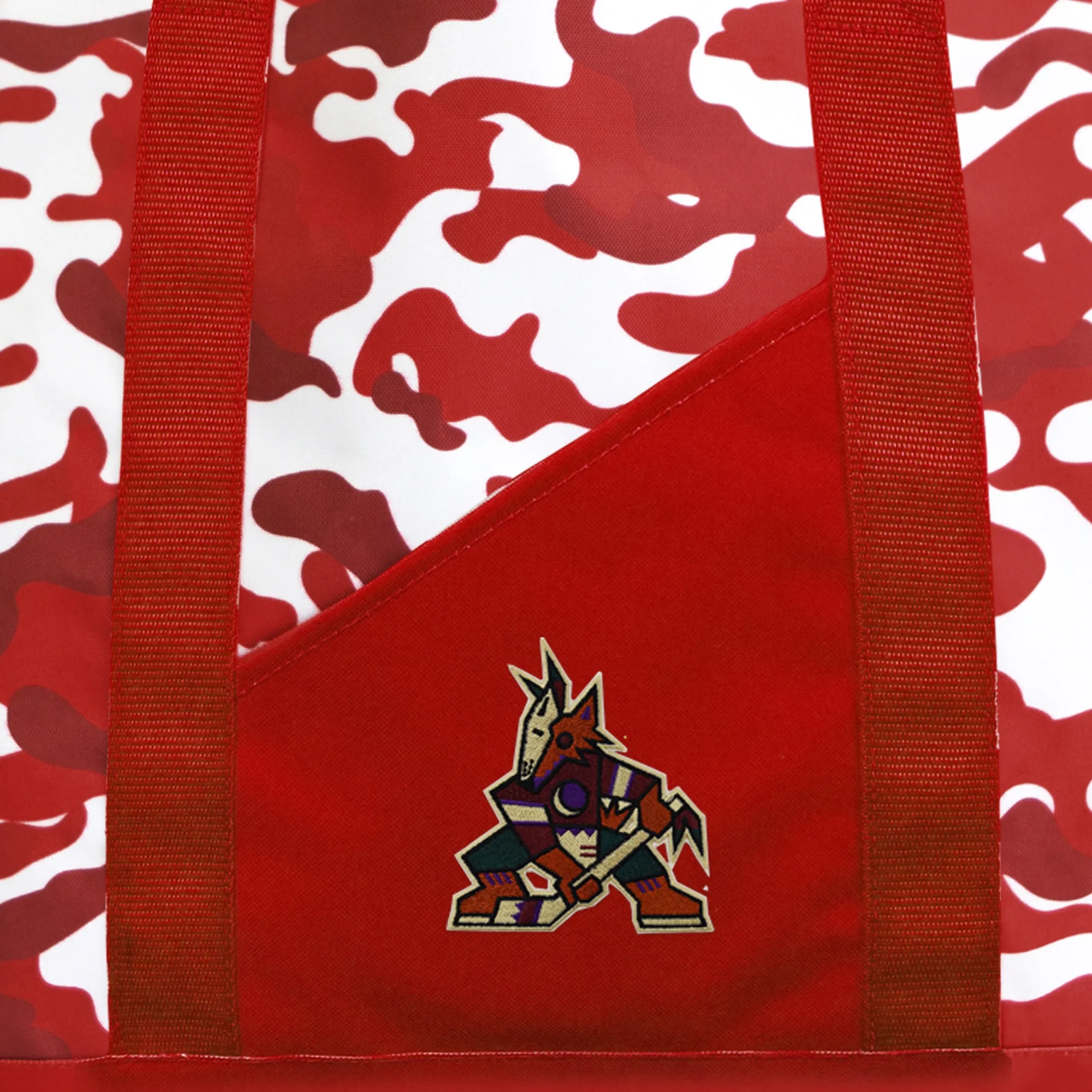 Arizona Coyotes Super-Duty Camo Tote