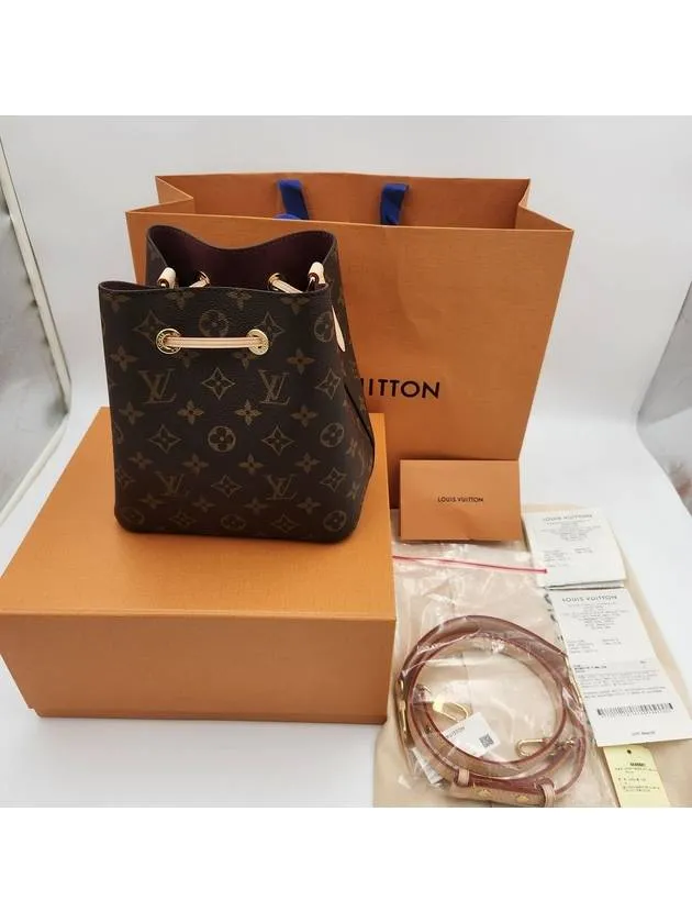 Bag Neonoe BB Monogram Shoulder Bag M46581